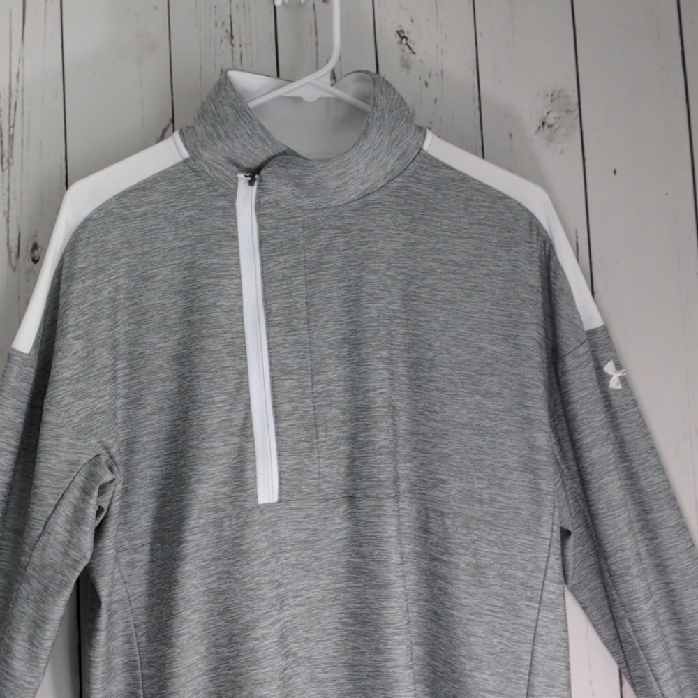 Under Armour Women's LG 1/2 ZIP Gray Pullover